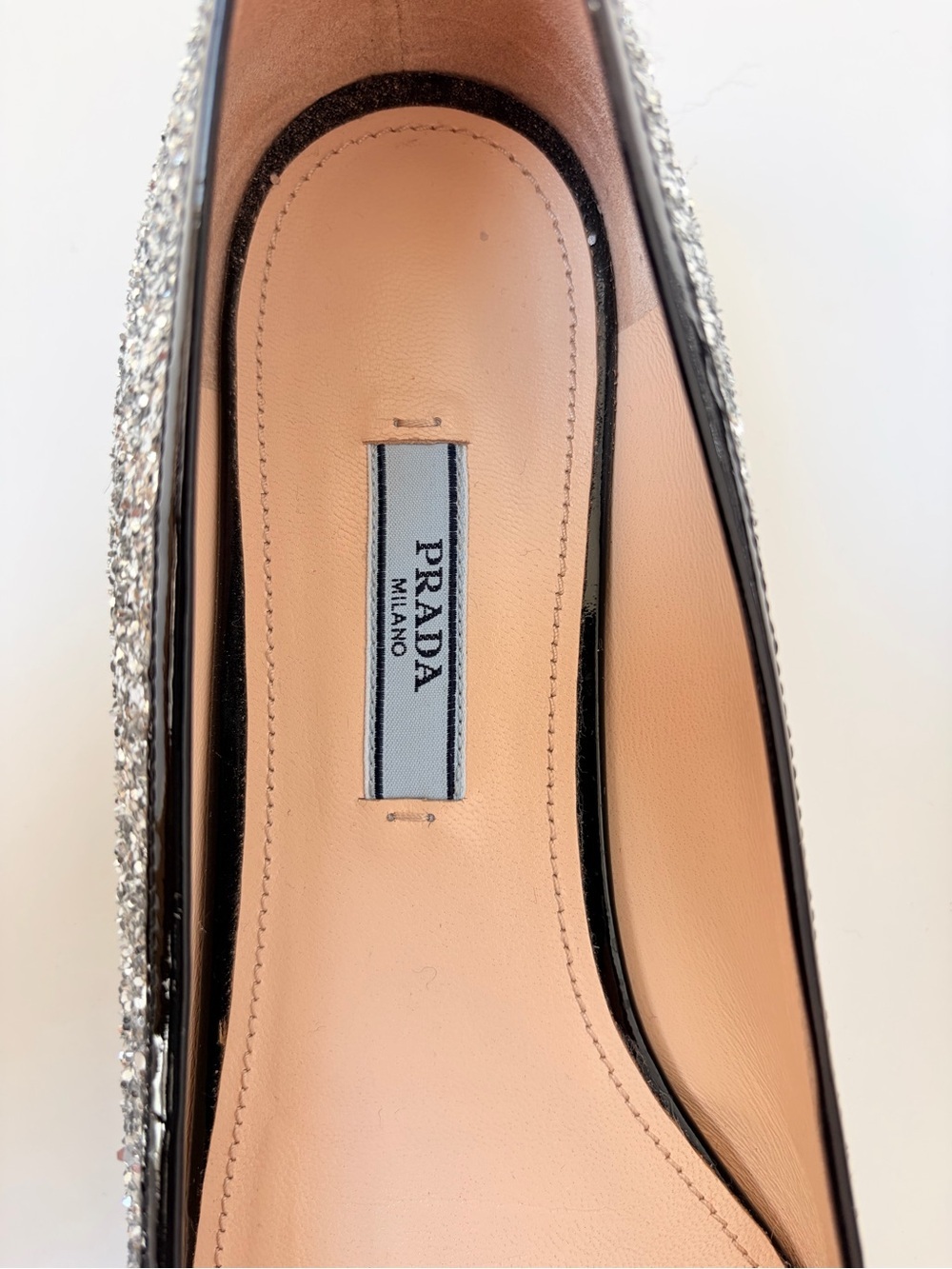 Prada Glitter Ballet Flats Pointed Toe Bow Patent Leather Silver Black Size 38.5 - Picture 9 of 15